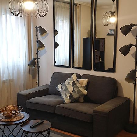 Apartamento "Los Prados" Wifi Y Parking Oviedo Exterior photo