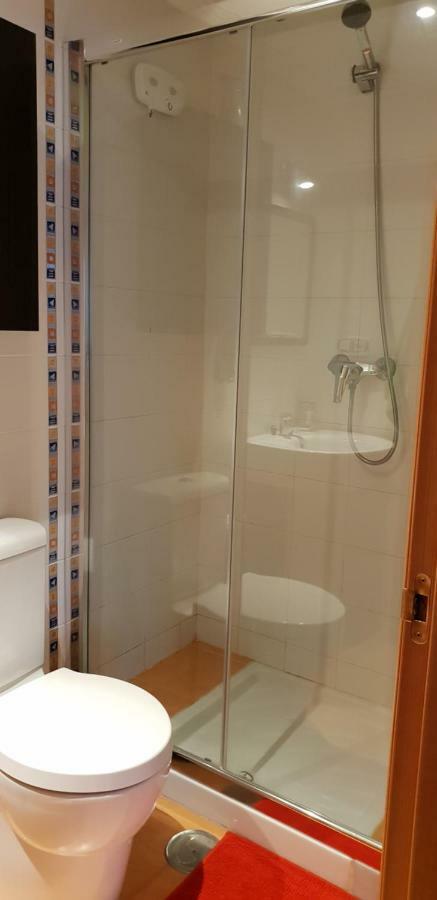 Apartamento "Los Prados" Wifi Y Parking Oviedo Exterior photo